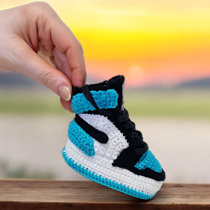 Crochet Jordan-Style Baby Booties