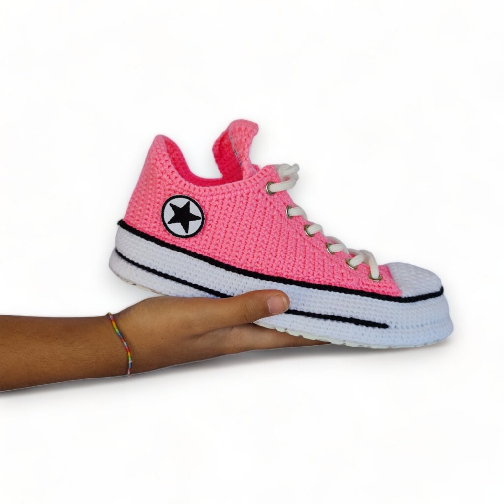 Stylish Pink Crochet Shoes - view 3