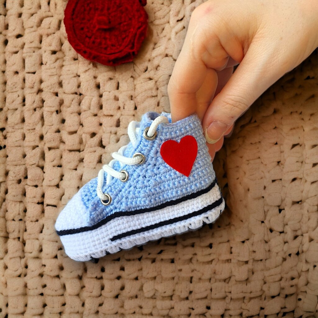 Crochet Baby Booties Sneaker Style - view 4
