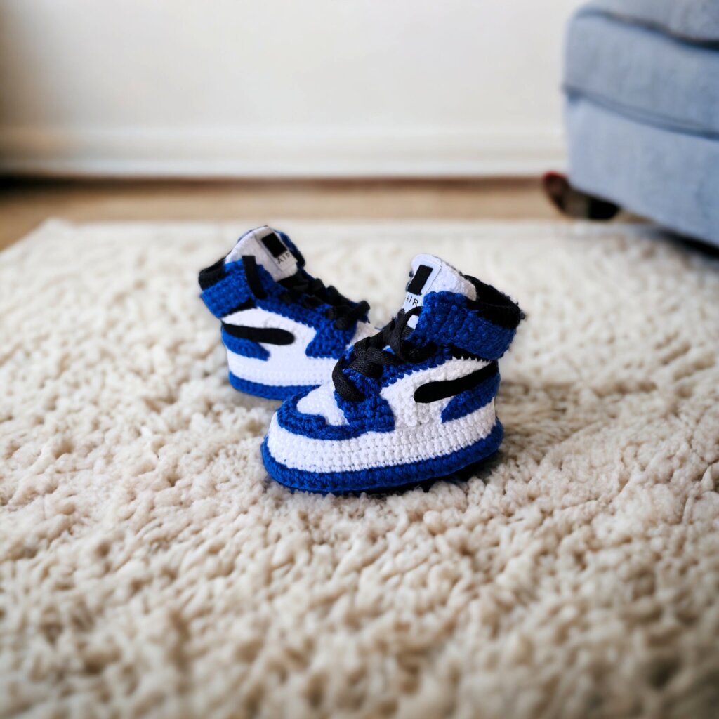 Baby Coming Home Outfit Gender Neutral - view 3