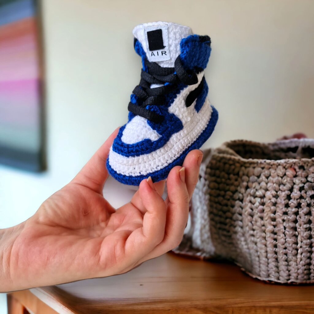 Baby Coming Home Outfit Gender Neutral - view 4