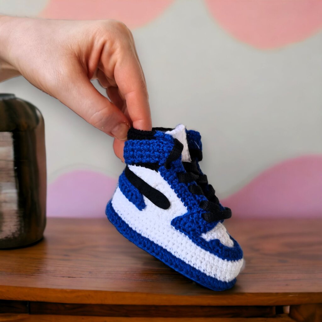 Baby Coming Home Outfit Gender Neutral - view 5