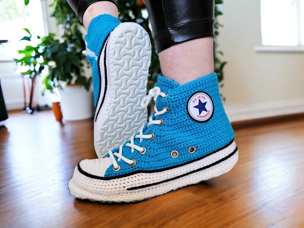 Crochet Converse-Style Knitted Slippers - view 3