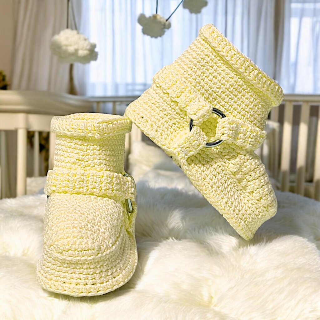 Gender-Neutral Yellow Baby Booties - view 4 Gender-Neutral Yellow Baby Booties - view 4