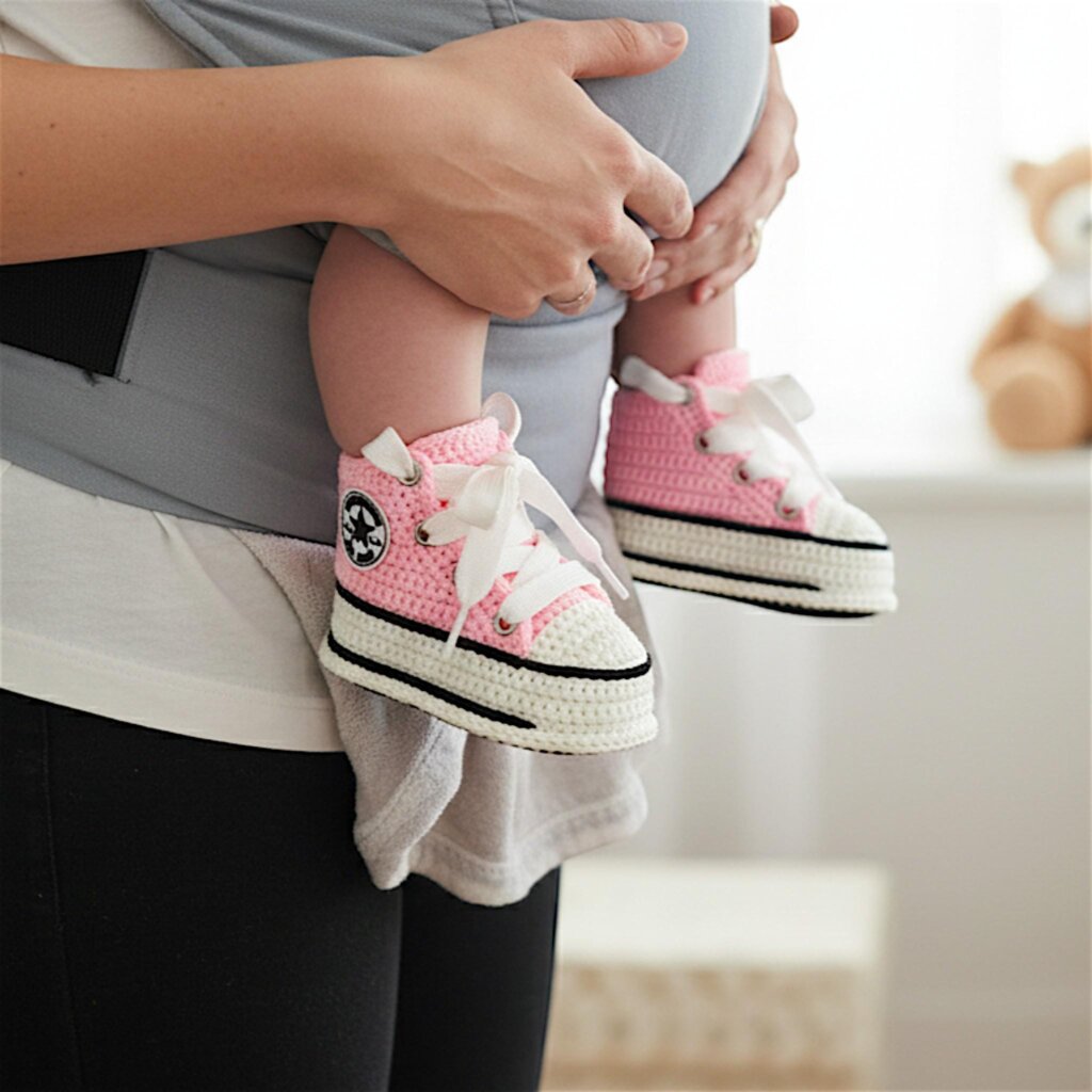Crochet Baby Girl Sneakers - view 3
