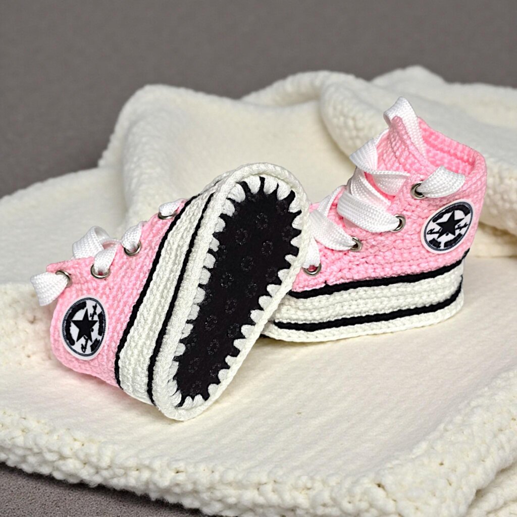 Crochet Baby Girl Sneakers - view 4