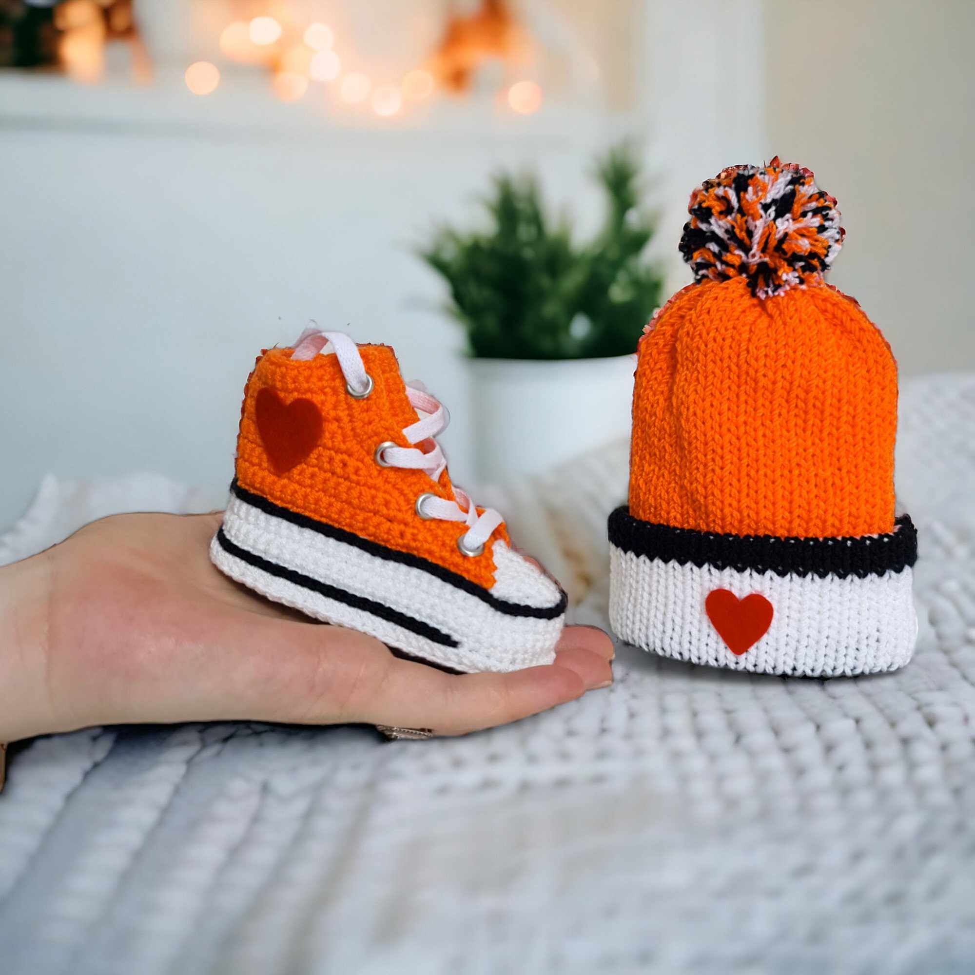 Hand Knitted Baby Girl/Boy Orange Booties/Beanie Set, Newborn Matching Set Hat/Booties, Organic Newborn Outfit, Gender Neutral Baby Gift Set