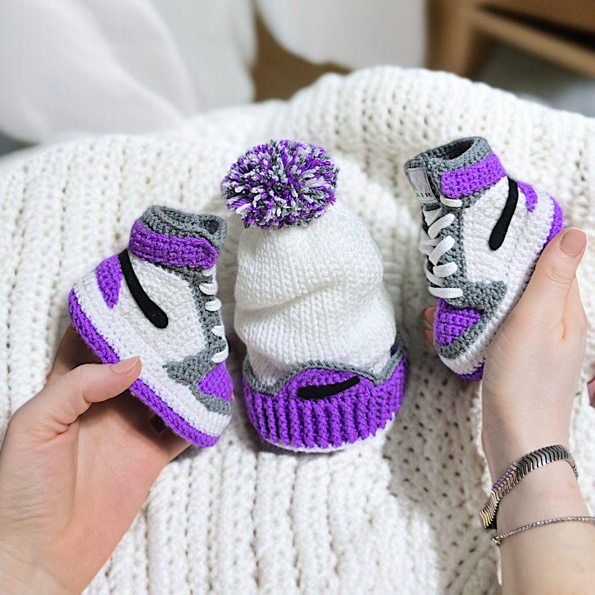 Crochet Baby Jordan Sneakers And Beanie Set | Purple Basketball Booties | Newborn Gift | Gender Neutral Baby Outfit | Custom Newborn Shoes